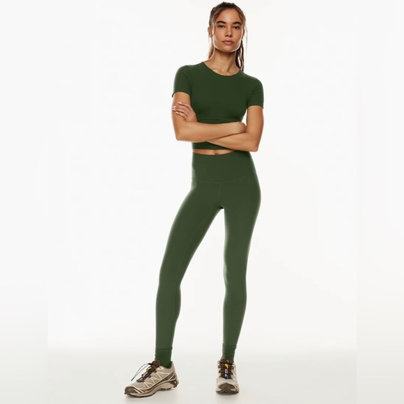 Aritzia Pants - Aritzia TnACTION Leggings